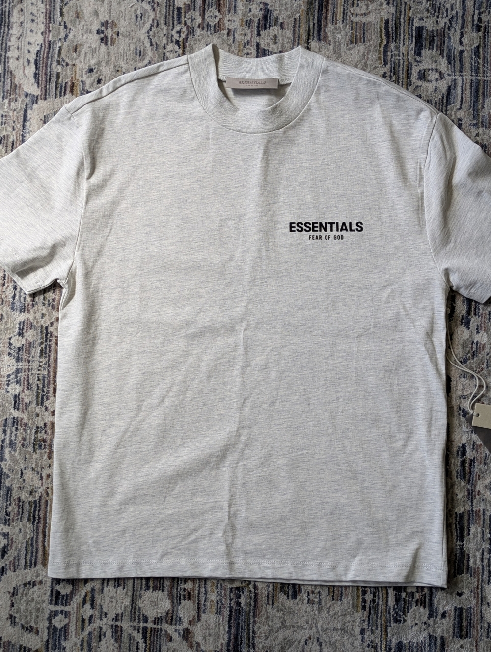Fear of God Essentials Tee XS Light Gray Boxy Fit NWT With Velvet Logo